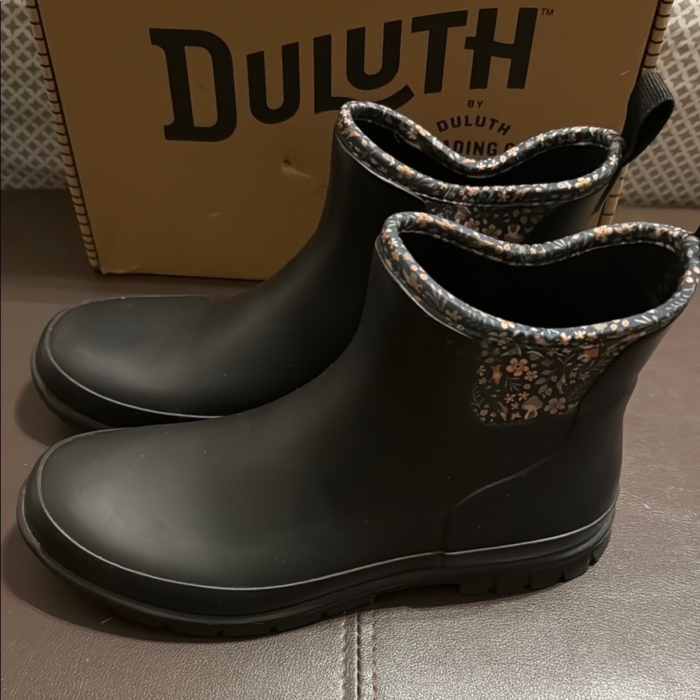 Duluth Trading Co Black Rain Boots